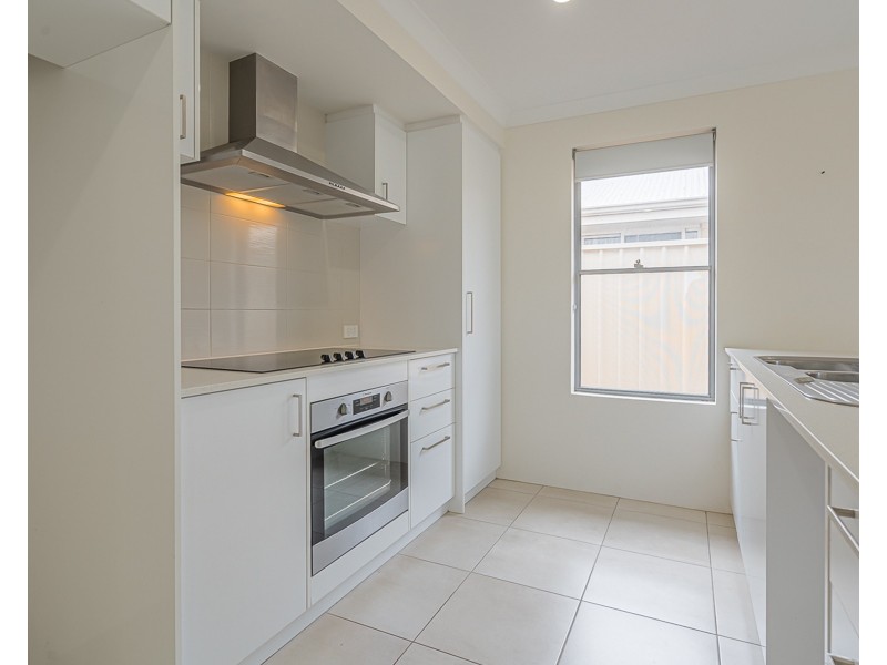 23 Hokitika Drive, Dudley Park WA 6210