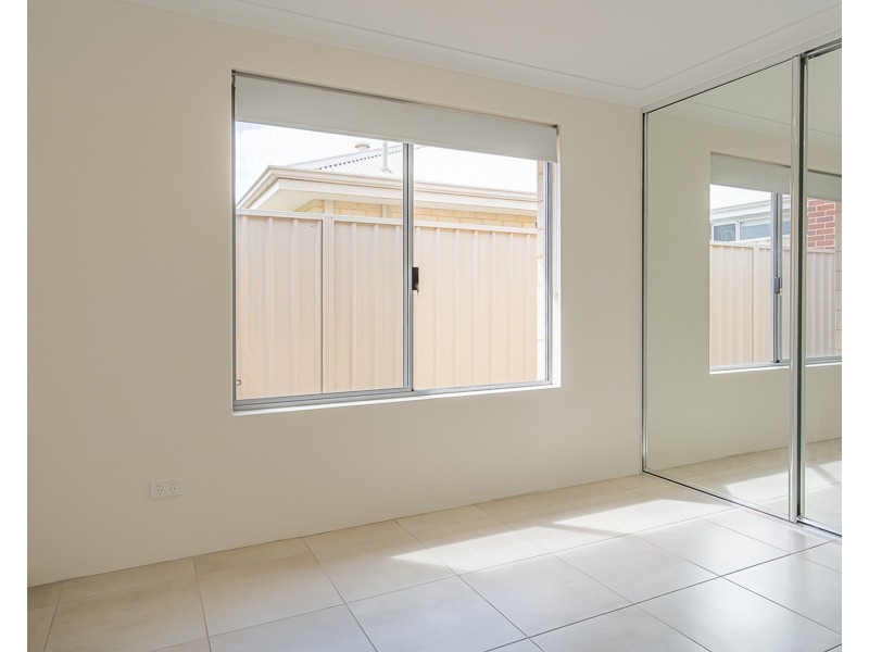 23 Hokitika Drive, Dudley Park WA 6210