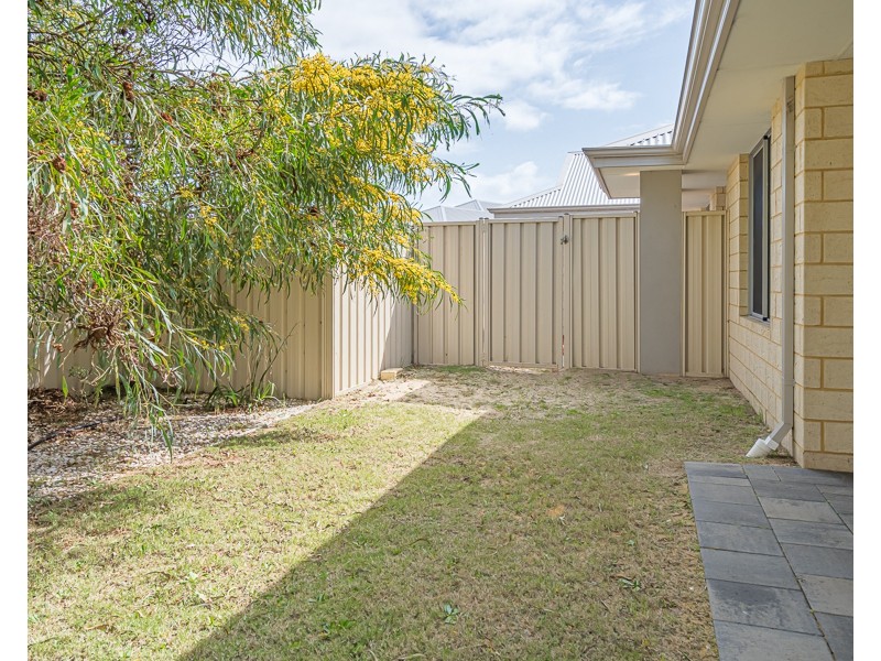 23 Hokitika Drive, Dudley Park WA 6210