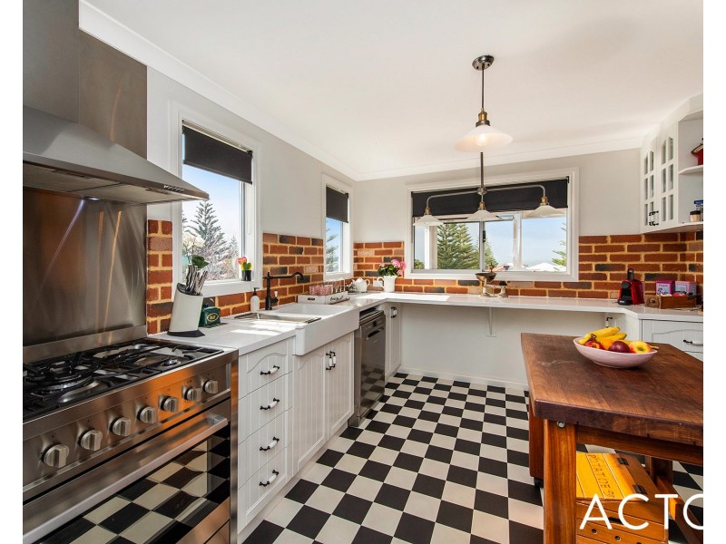 20 Devonshire Retreat, Falcon WA 6210