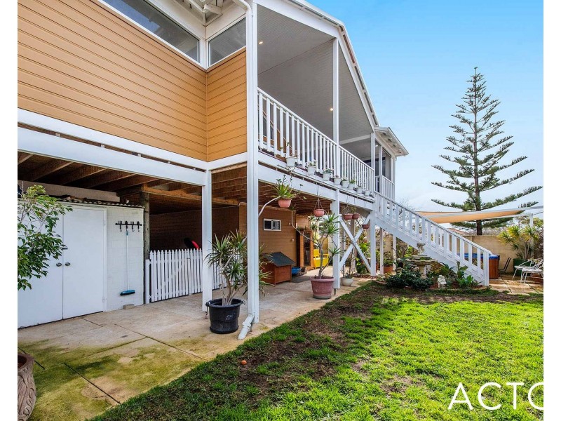 20 Devonshire Retreat, Falcon WA 6210