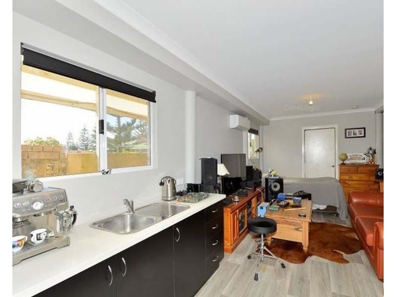 20 Devonshire Retreat, Falcon WA 6210