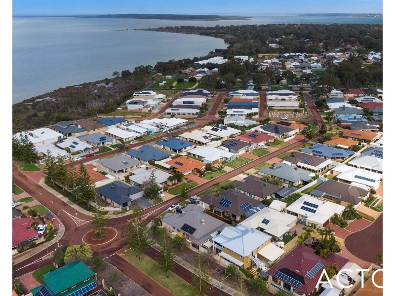 20 Devonshire Retreat, Falcon WA 6210