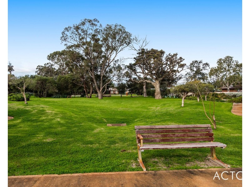 27 Coopers Mill Way, Ravenswood WA 6208