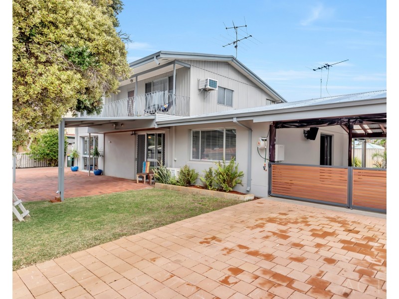 26 Clytie Road, Silver Sands WA 6210