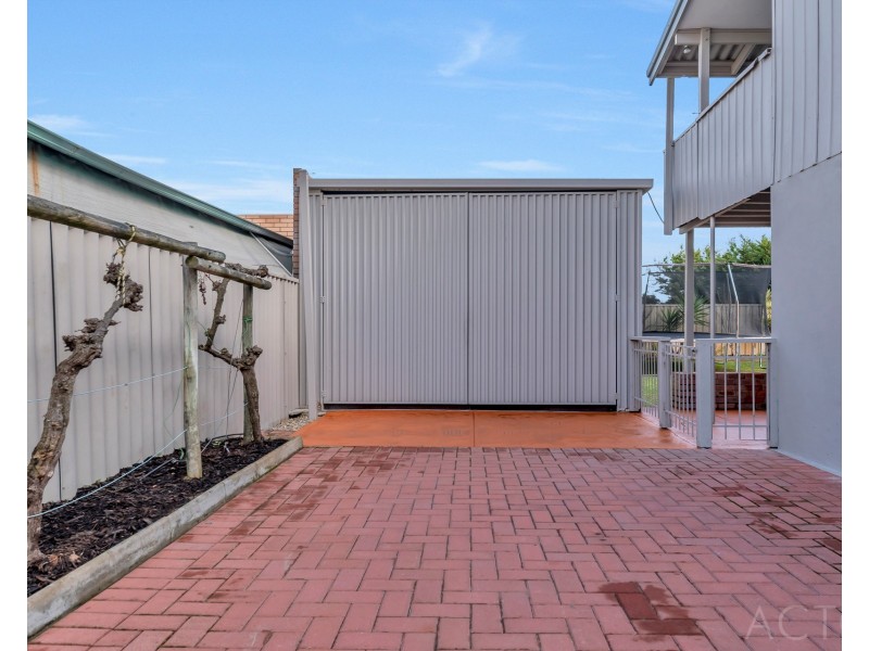26 Clytie Road, Silver Sands WA 6210