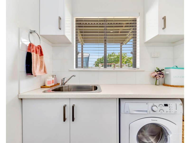 26 Clytie Road, Silver Sands WA 6210