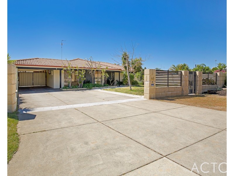 48 Mahogany Drive, Halls Head WA 6210