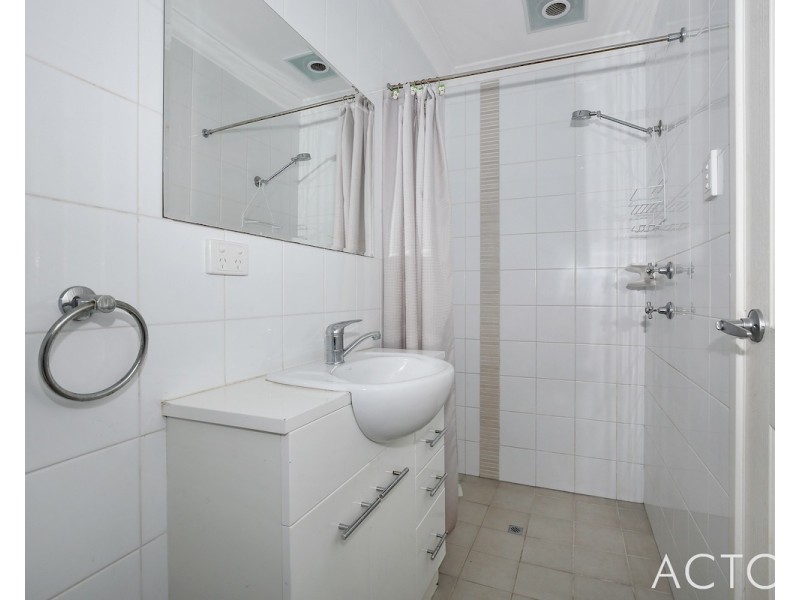 48 Mahogany Drive, Halls Head WA 6210
