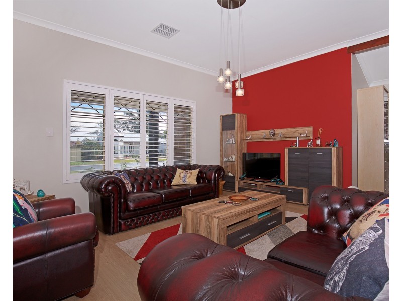 29 Phillips Way, North Yunderup WA 6208