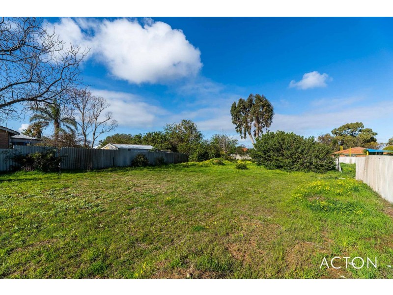 11 Elizabeth Street, Mandurah WA 6210