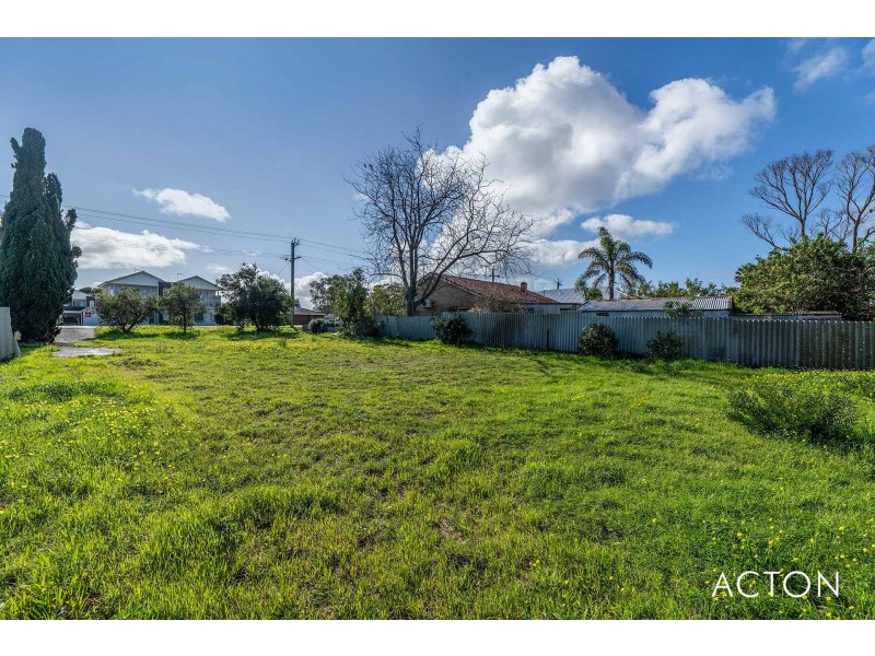 11 Elizabeth Street, Mandurah WA 6210