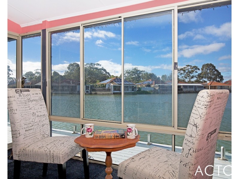 12 Foreshore Cove, South Yunderup WA 6208