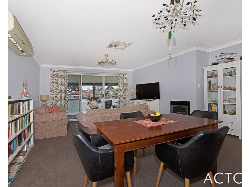 12 Foreshore Cove, South Yunderup WA 6208