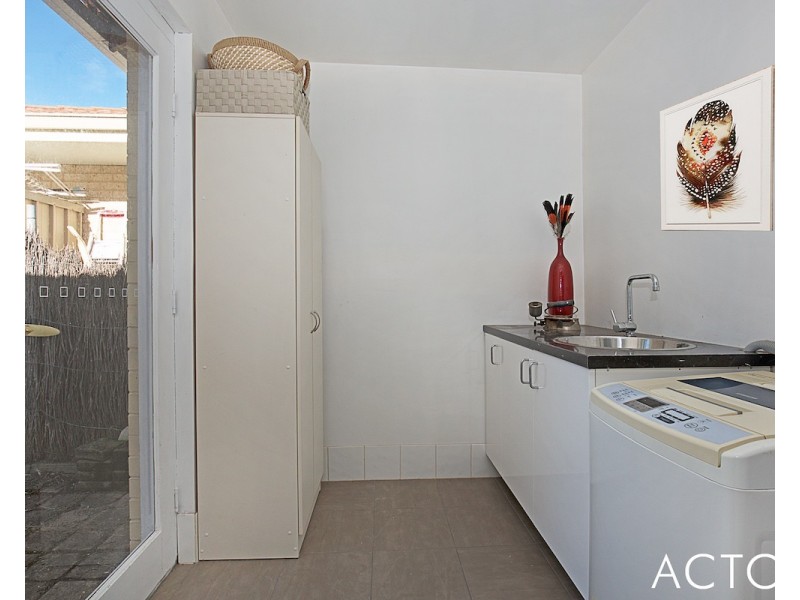 12 Foreshore Cove, South Yunderup WA 6208