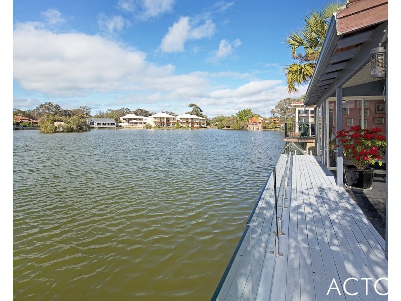 12 Foreshore Cove, South Yunderup WA 6208