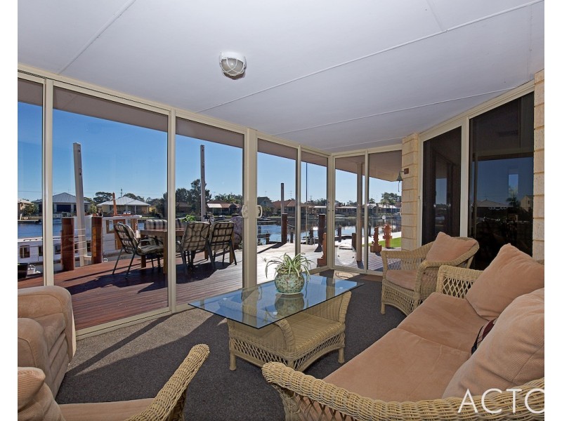 27 Moyup Way, South Yunderup WA 6208