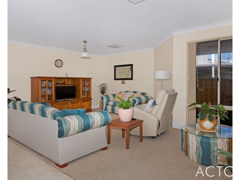 27 Moyup Way, South Yunderup WA 6208