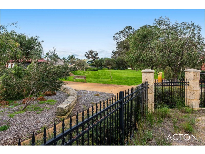 14 Gibbs Circuit, Ravenswood WA 6208