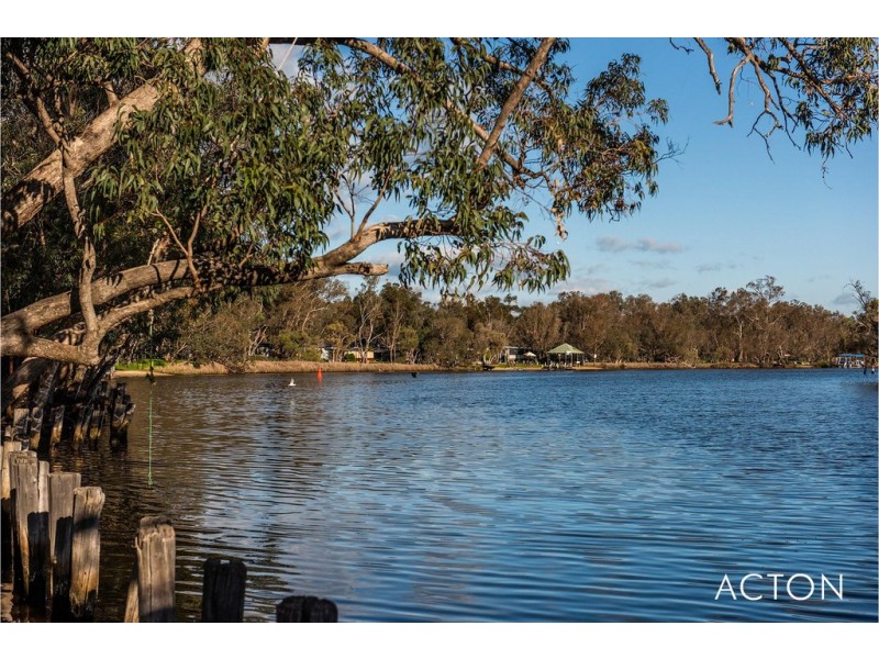 14 Gibbs Circuit, Ravenswood WA 6208