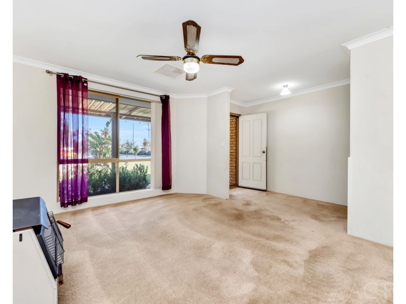 4 Lorikeet Court, Greenfields WA 6210