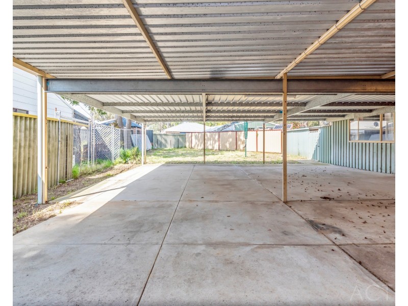 4 Lorikeet Court, Greenfields WA 6210