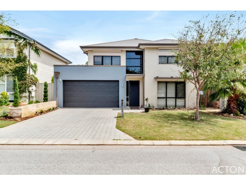 12 Middleton Loop, Meadow Springs WA 6210