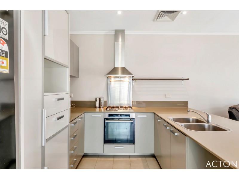 12 Middleton Loop, Meadow Springs WA 6210