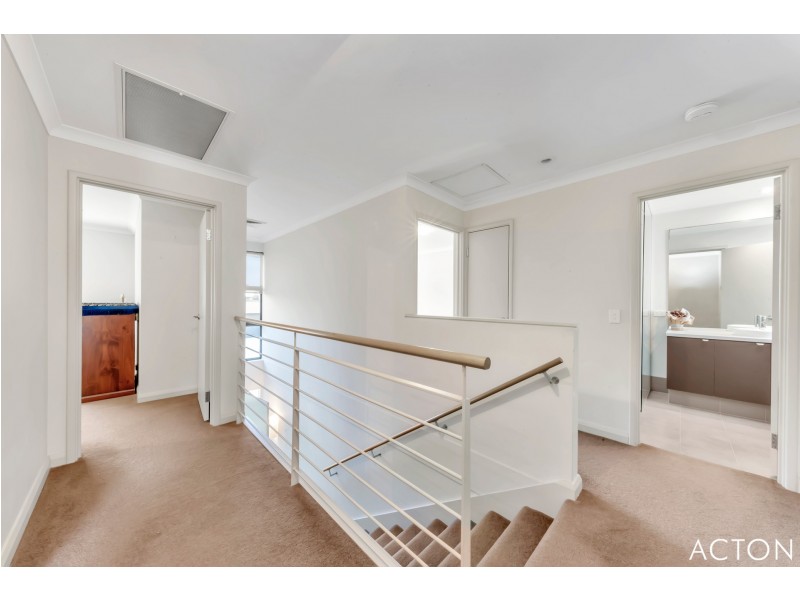 12 Middleton Loop, Meadow Springs WA 6210