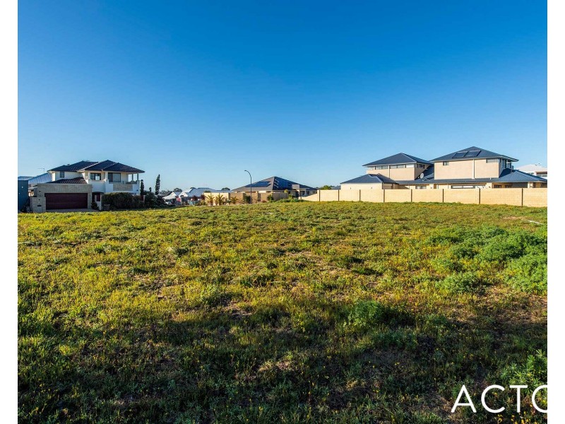 1 Cuprea View, Halls Head WA 6210