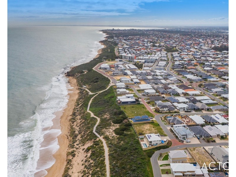1 Cuprea View, Halls Head WA 6210