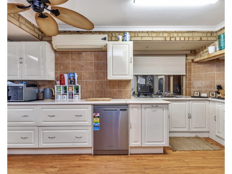 7 St Laurent Close, Greenfields WA 6210