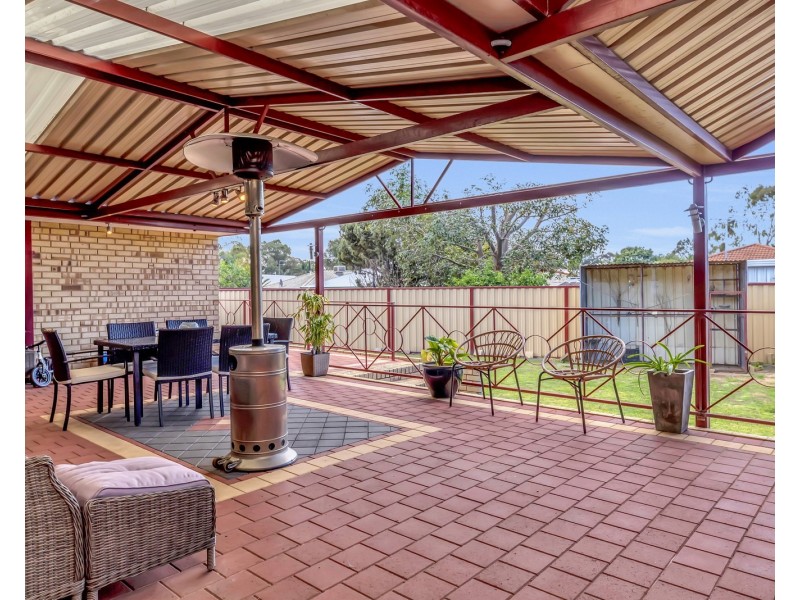 7 St Laurent Close, Greenfields WA 6210