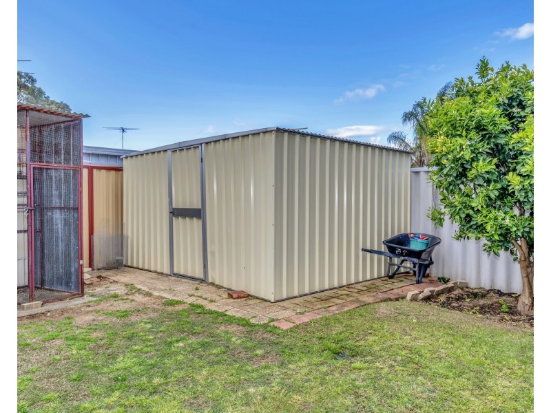7 St Laurent Close, Greenfields WA 6210