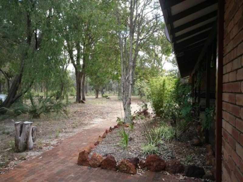 30 Dunkerton Road, Barragup WA 6209