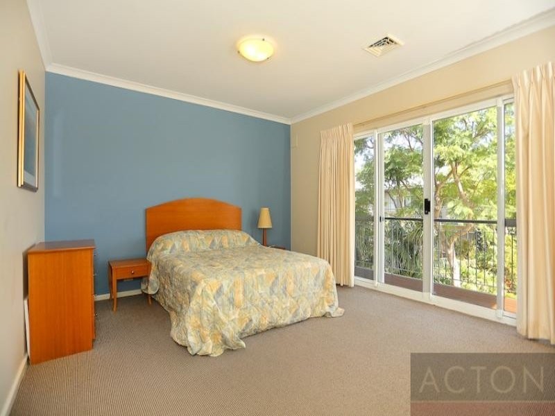 29/20 Apollo Place, Halls Head WA 6210