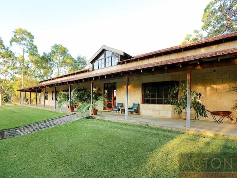 6 White Hill Road, Bouvard WA 6211