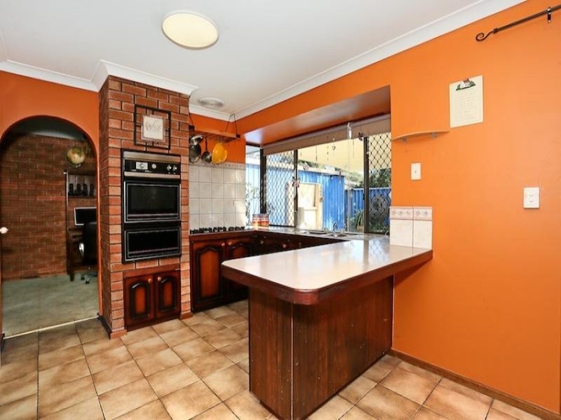 4 Yelta Street, Greenfields WA 6210