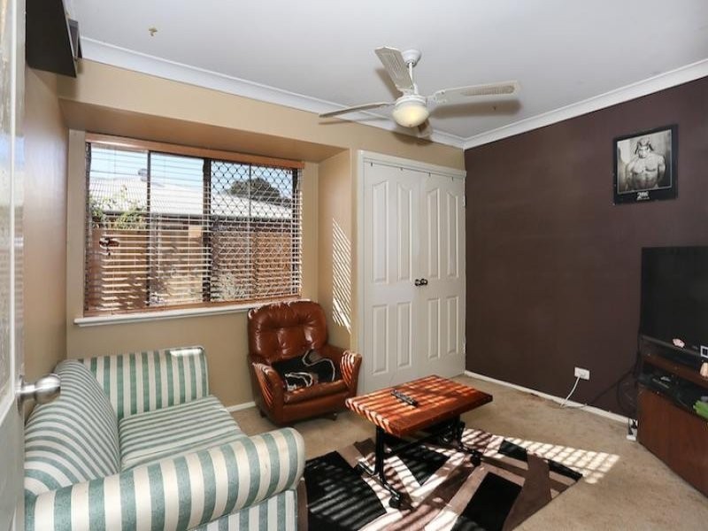 4 Yelta Street, Greenfields WA 6210