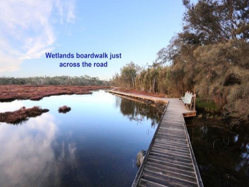 22 Koolyanga Place, Greenfields WA 6210