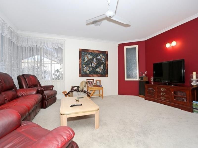 22 Koolyanga Place, Greenfields WA 6210