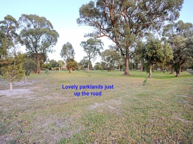 22 Koolyanga Place, Greenfields WA 6210