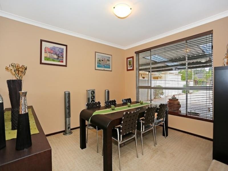 63 Allambi Way, South Yunderup WA 6208