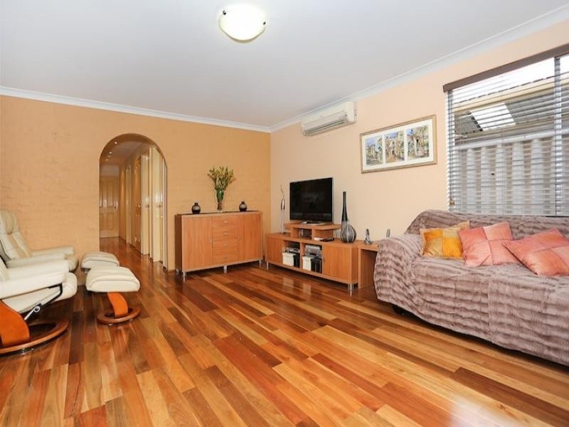 63 Allambi Way, South Yunderup WA 6208