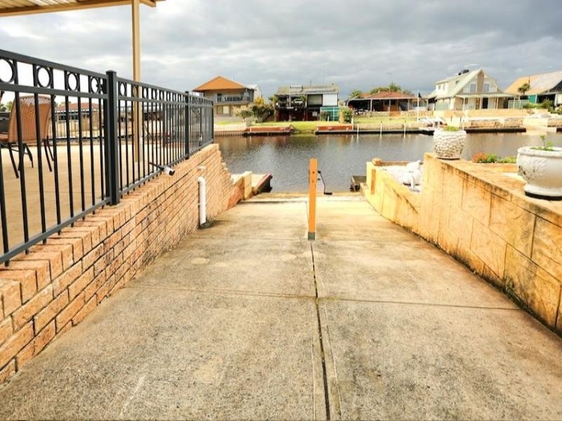 63 Allambi Way, South Yunderup WA 6208
