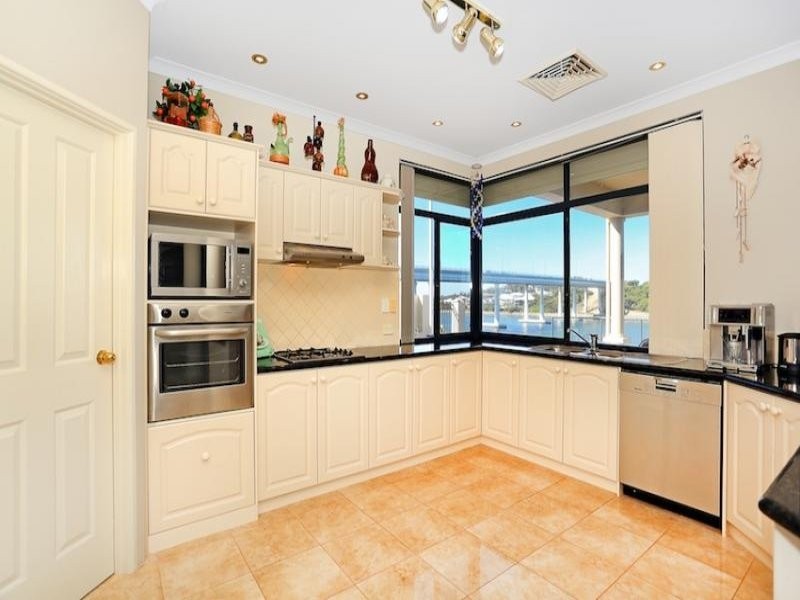 25 Captain Court, Mandurah WA 6210