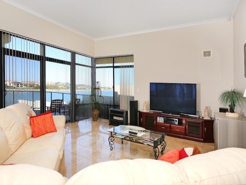 25 Captain Court, Mandurah WA 6210