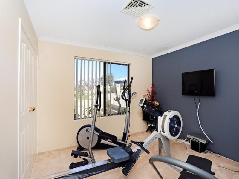 25 Captain Court, Mandurah WA 6210