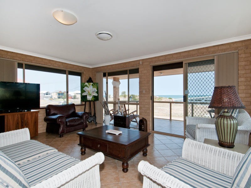 33 Orestes Street, San Remo WA 6210