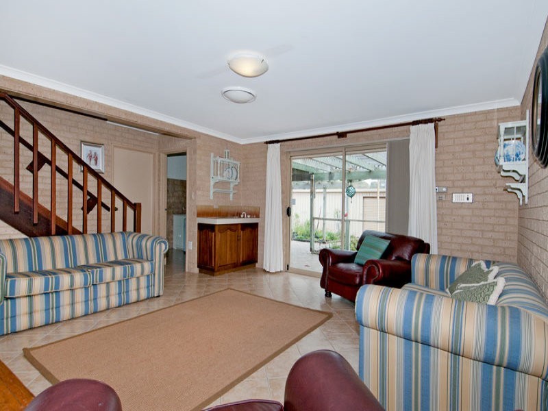 33 Orestes Street, San Remo WA 6210